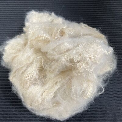 Good price Off-White Low-Melt Fiber 4D×51mm, Specifications can be customized Stable Bonding for Automotive Interior raw materials online